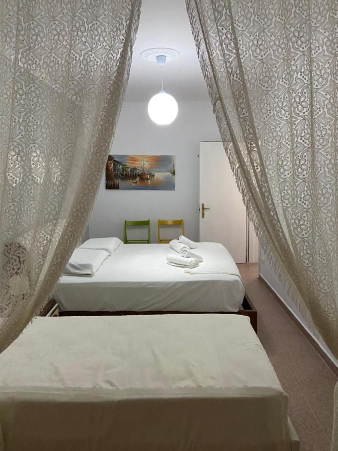 Lila Apartments 1 ดูร์เรส ภายนอก รูปภาพ